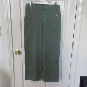 SPANX Green Ankle Cropped Pants